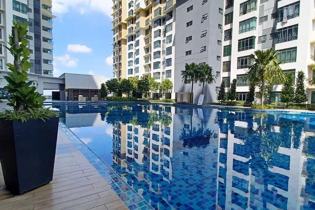 Lägenhet Homestay Arc Cozyhome Austin Hills 4-5Pax Johor Bahru